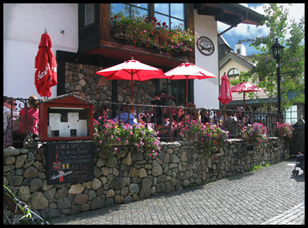 There was lots of outdoor seating in the cafes