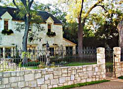 I think this was Chris's favorite fence in the King William District - click to view picture large